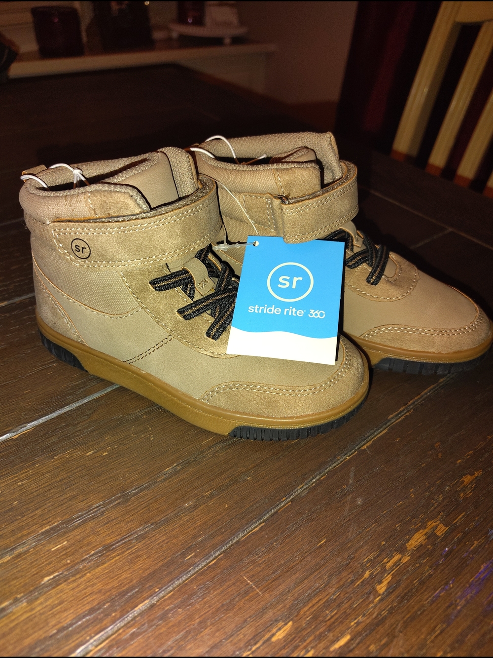 Stride Rite 360 Toddlers Tan High-Top Boots Sz. 10M